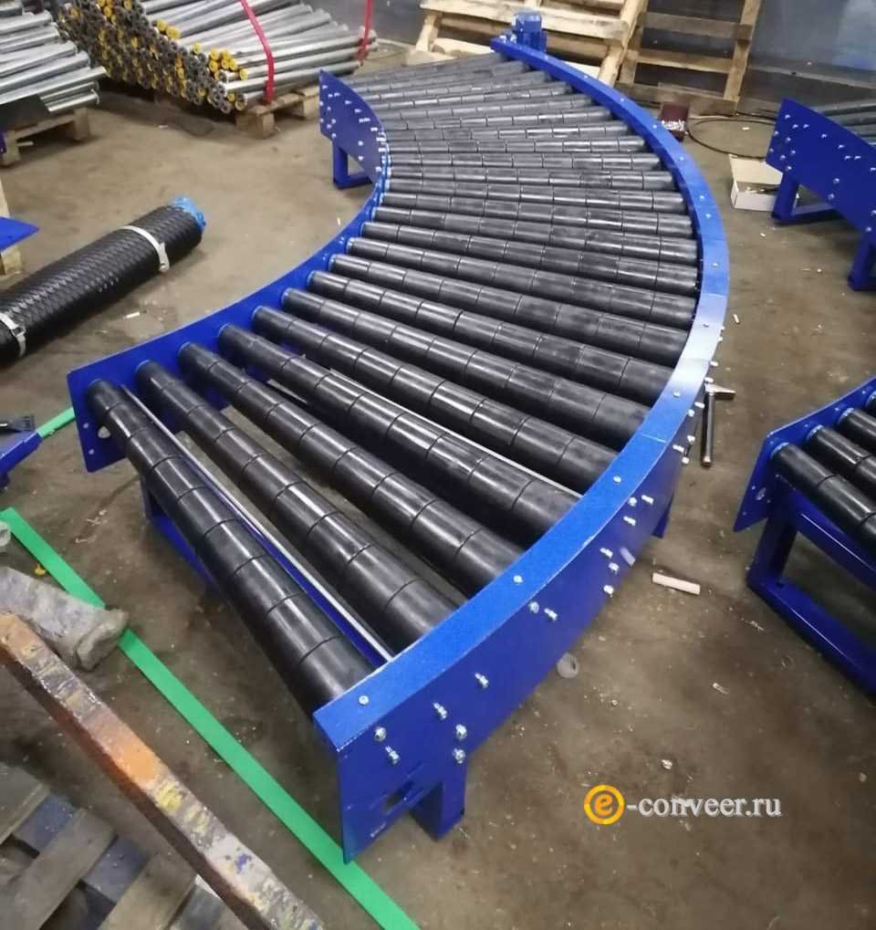 Поворотный приводной рольганг